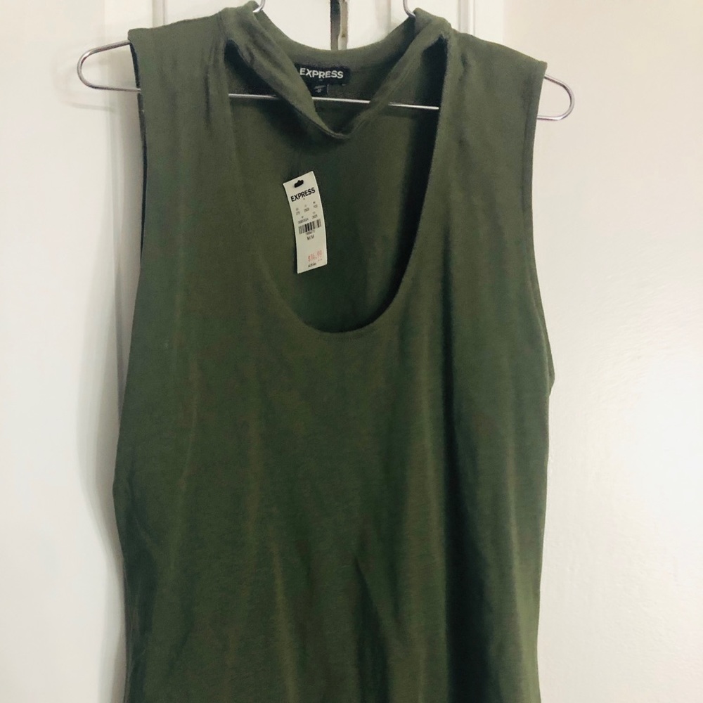 Express Cut Out Top